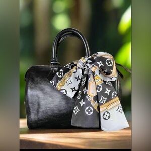 SOLD Authentic Louis Vuitton Epi Speedy 25 Vintage W/ Vachetta Black Strap